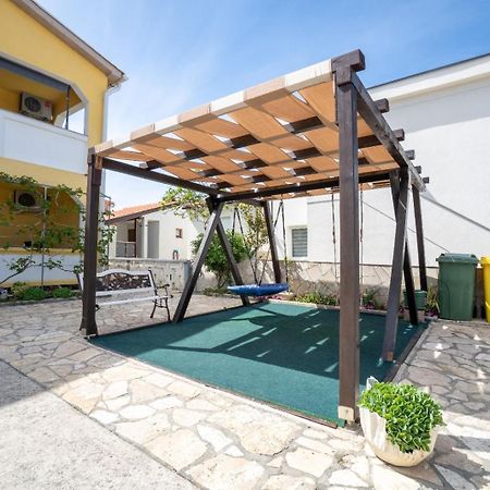 Apartments Pavic Вир Экстерьер фото