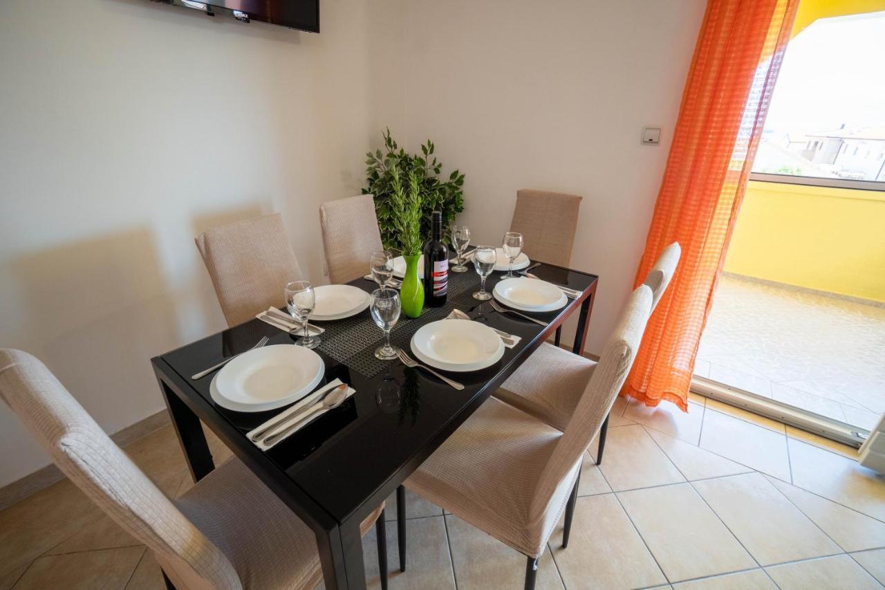 Apartments Pavic Вир Экстерьер фото