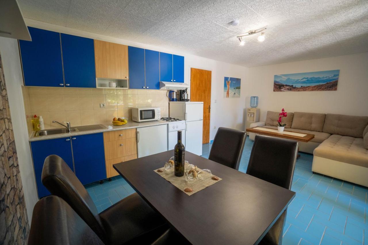Apartments Pavic Вир Экстерьер фото