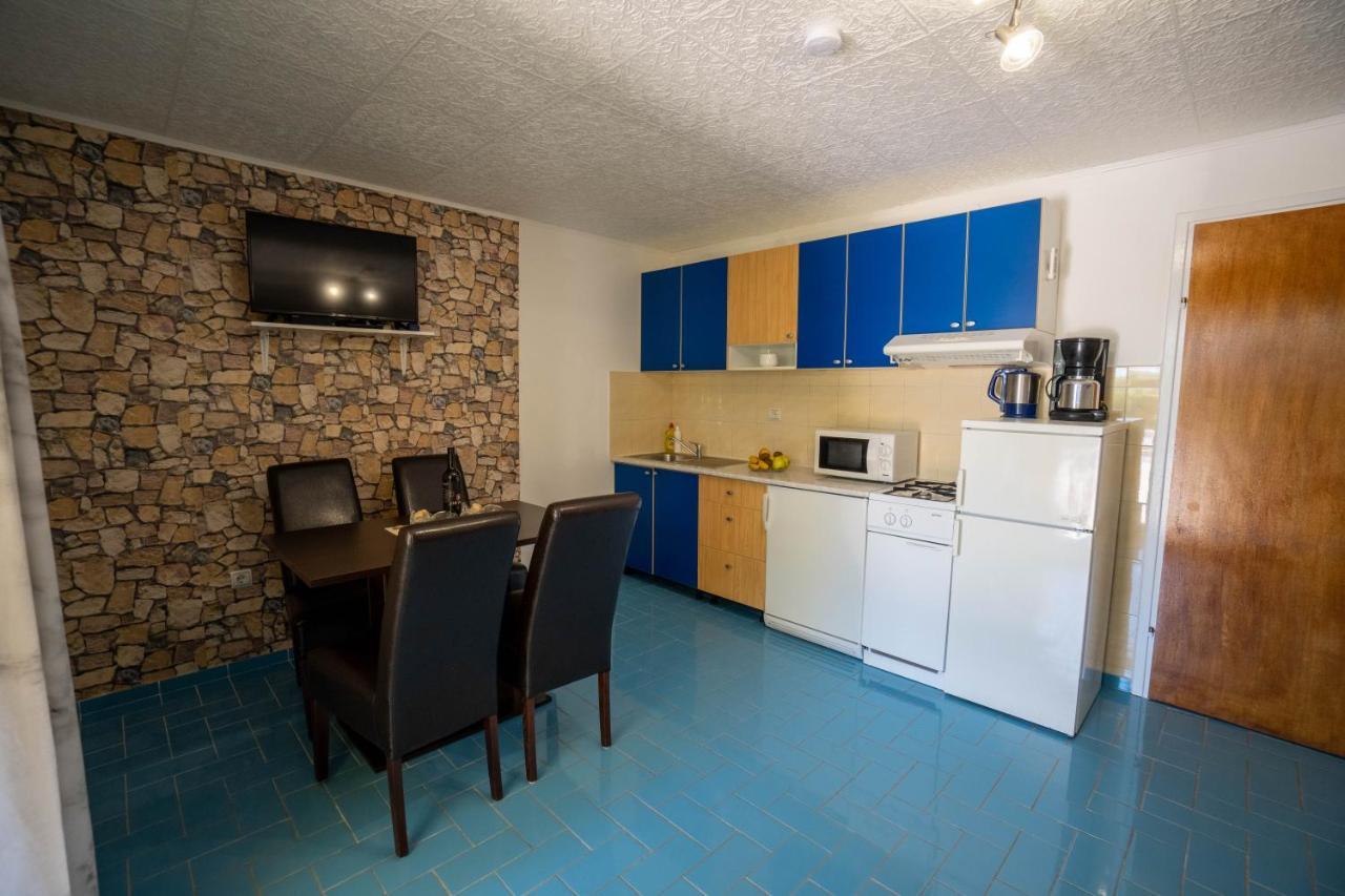 Apartments Pavic Вир Экстерьер фото