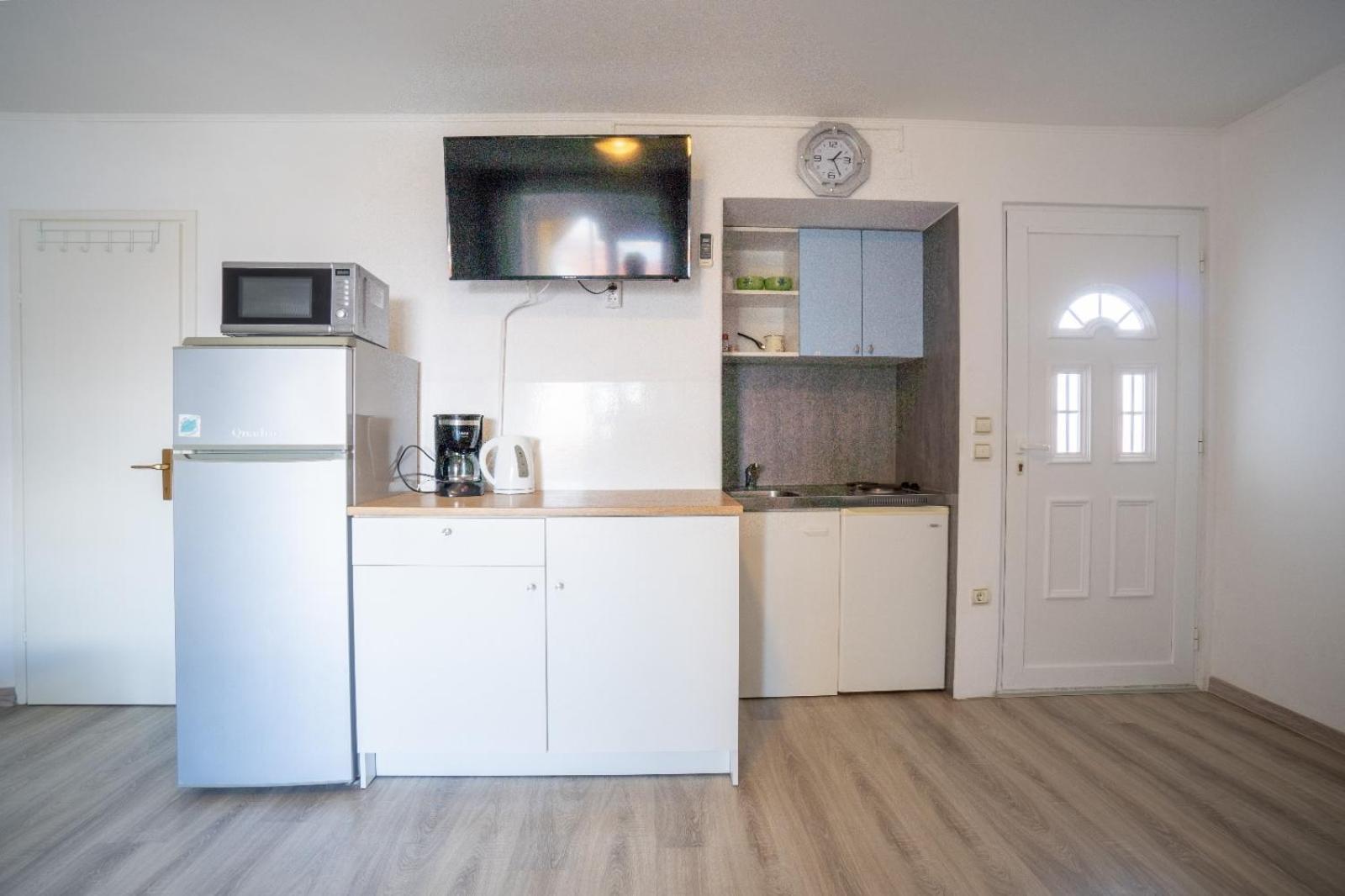 Apartments Pavic Вир Экстерьер фото